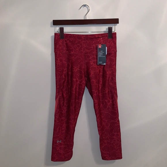 Under Armour Pants - BRAND NWT Under Armour Compression Red Leggings